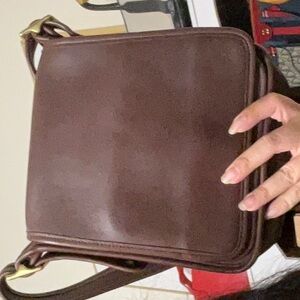 40. Coach Vintage  Sold As Is Desc In Live No Cancel/ Returns